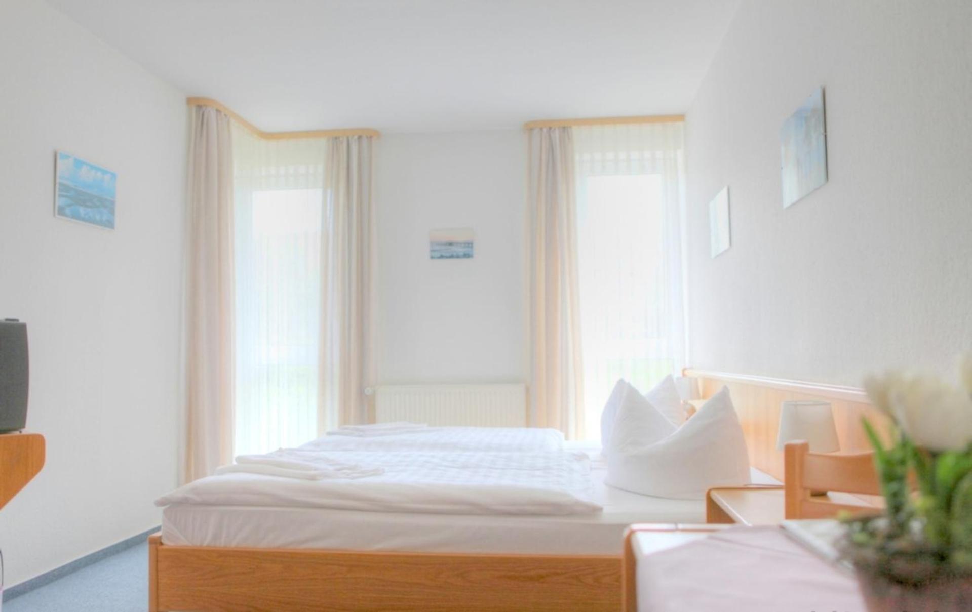 Hotel Nordwind Lohme Ngoại thất bức ảnh
